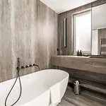 Apartamento Luxury Golden Triangle Ac *