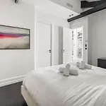 Luxury Golden Triangle Ac Paris