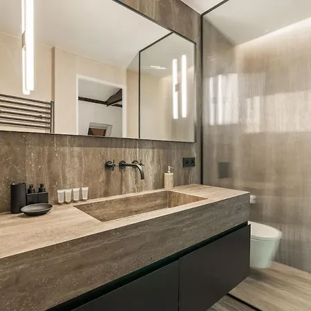 Luxury Golden Triangle Ac 公寓 *