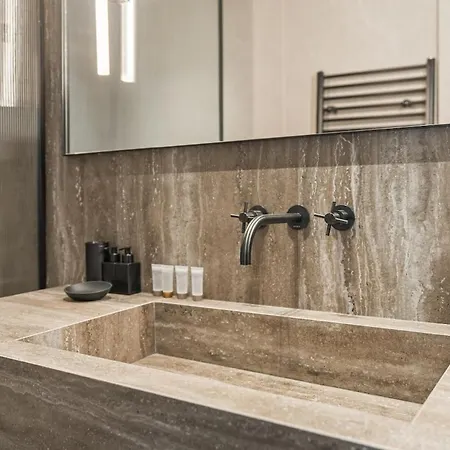 Luxury Golden Triangle Ac Appartement